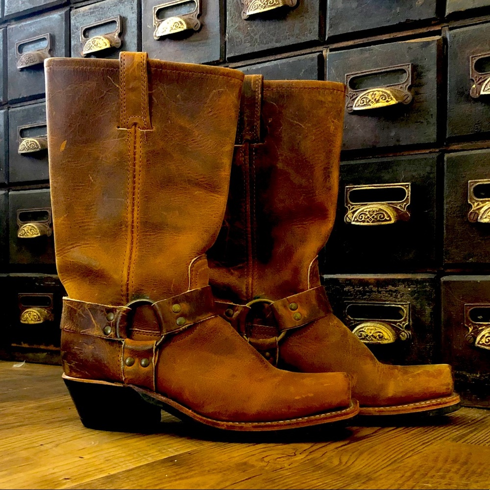 Like new FRYE boots